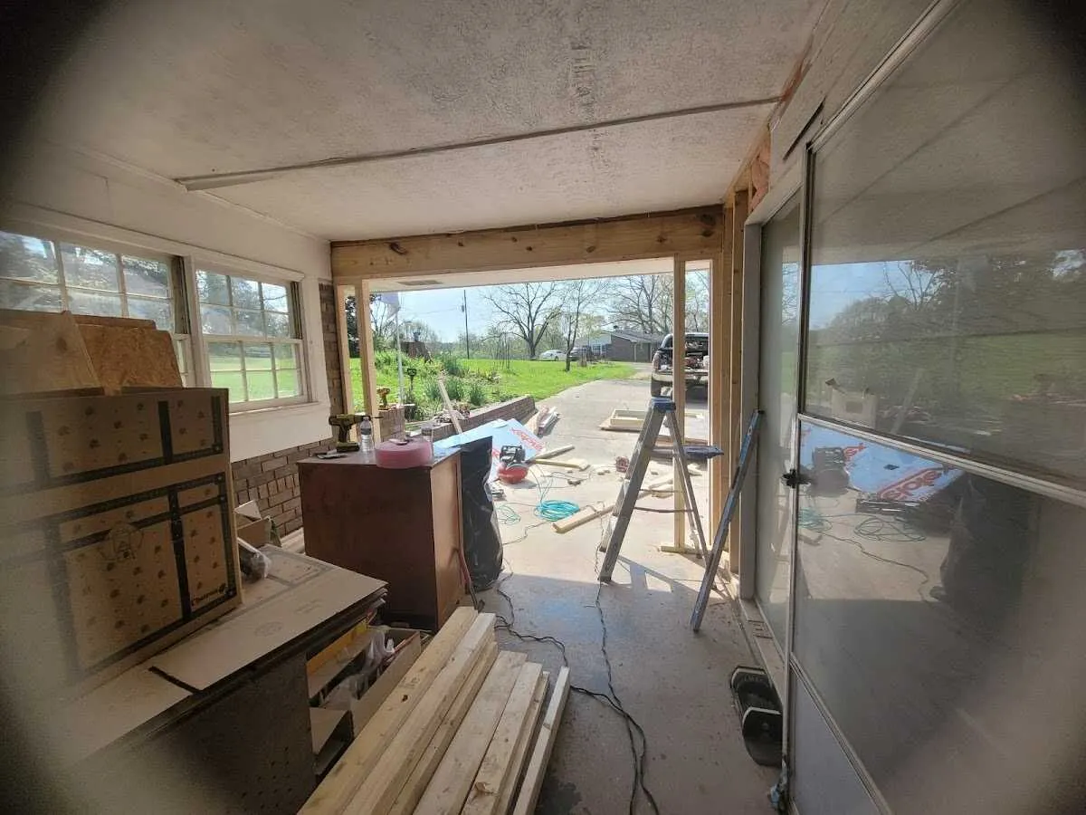 Air movers and dehumidifier for Drying & Dehumidification in Calimesa